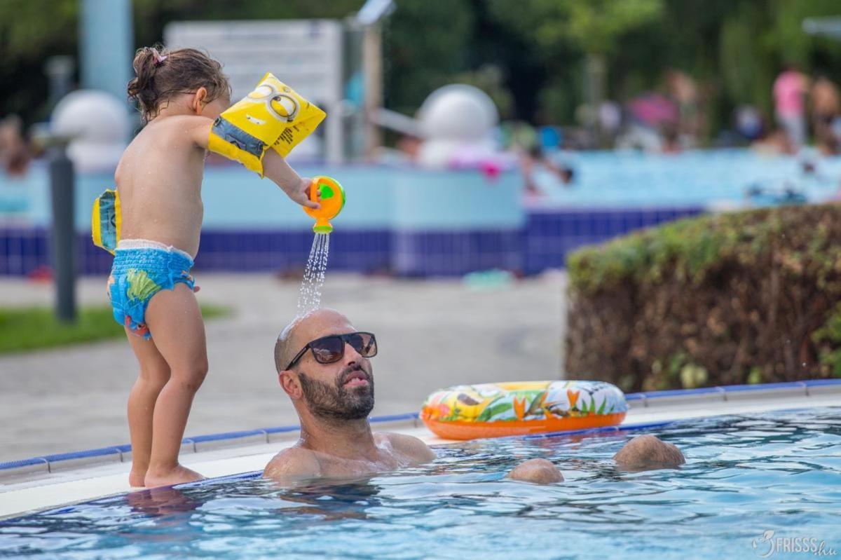 Holiday In Gyula Luaran gambar